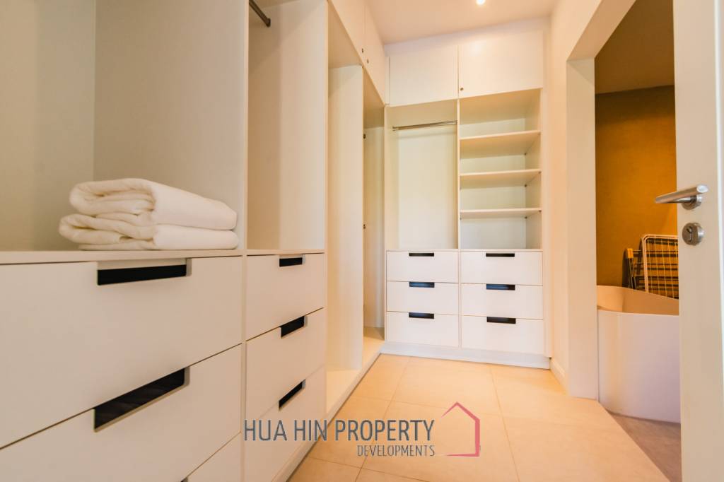 3 Bed 3 Bath 304.15 SQ.M Black Mountain Golf Course