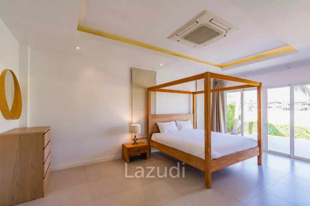 3 Bed 3 Bath 304.15 SQ.M Black Mountain Golf Course