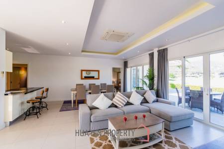 3 Bed 3 Bath 304.15 SQ.M Black Mountain Golf Course