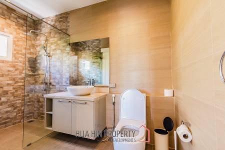3 Bed 3 Bath 304.15 SQ.M Black Mountain Golf Course