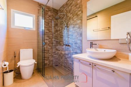 3 Bed 3 Bath 304.15 SQ.M Black Mountain Golf Course