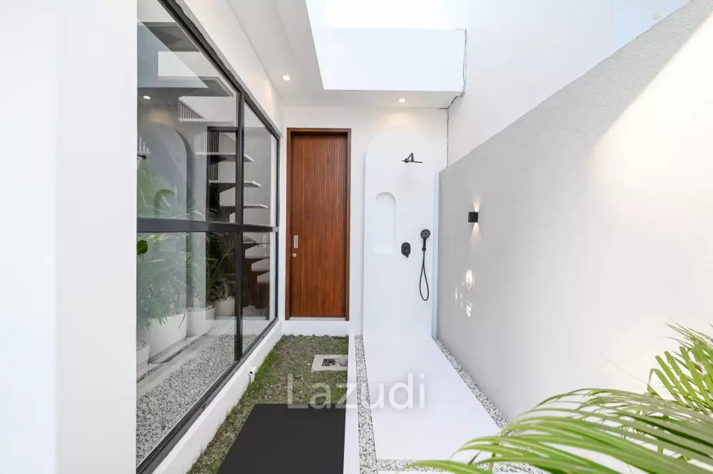 MODERN VILLA WITH SPACIOUS LAYOUT IN BABAKAN, CANGGU