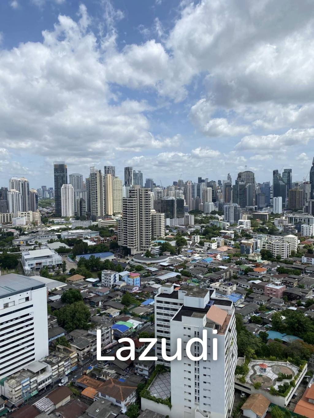 2 Bed 2 Bath 50 SQ.M OKA HAUS Sukhumvit 36