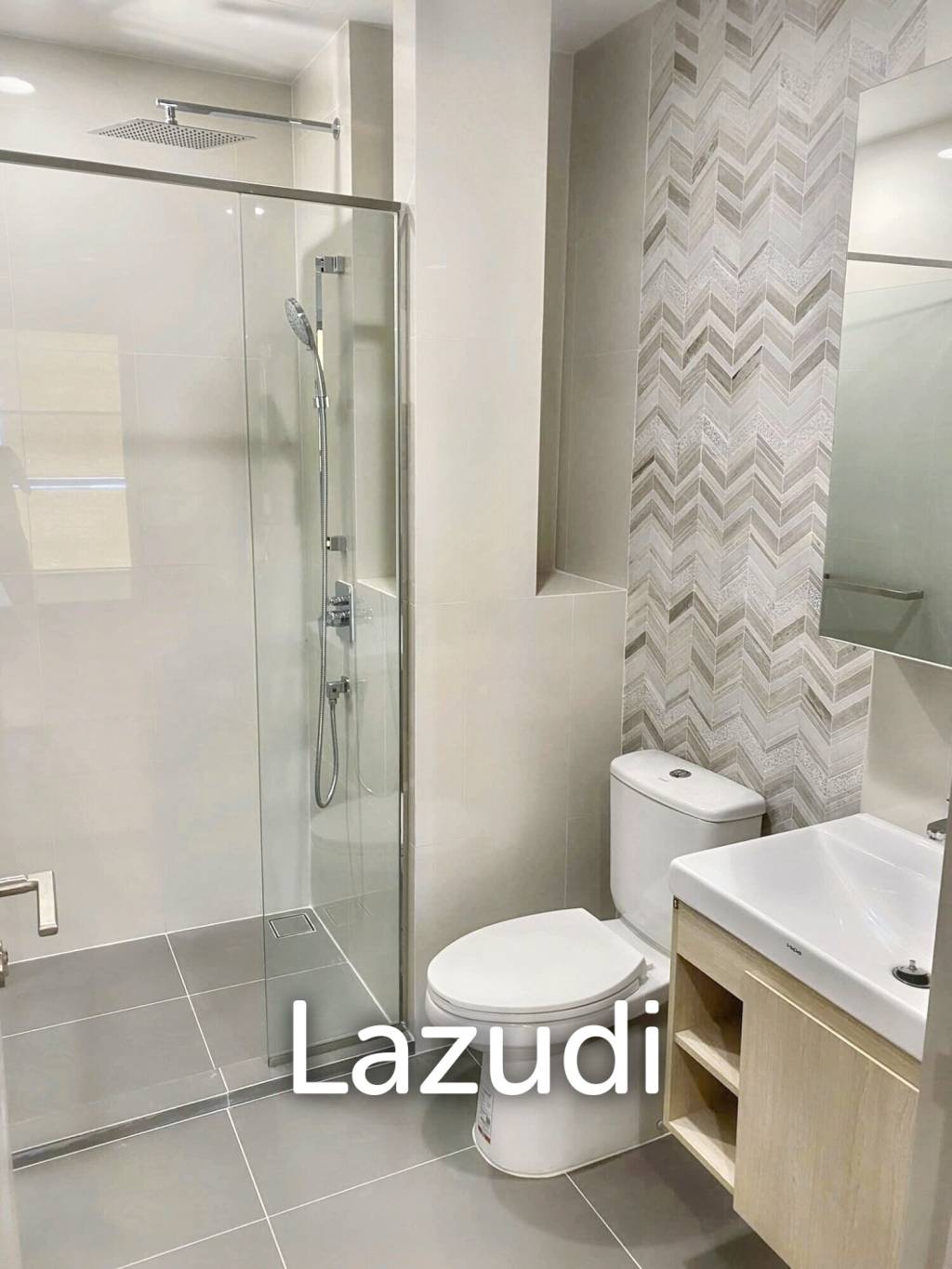 2 Bed 2 Bath 50 SQ.M OKA HAUS Sukhumvit 36