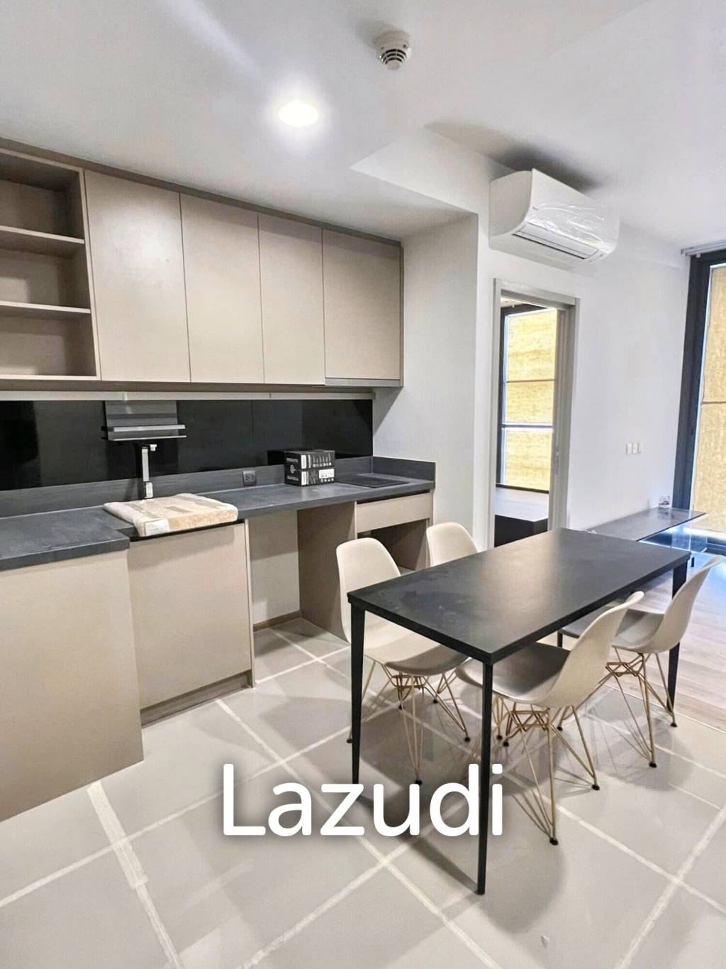 2 Bed 2 Bath 50 SQ.M OKA HAUS Sukhumvit 36