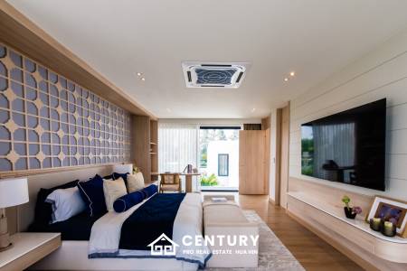 Luxury Beachfront Villa in Bang Kao Cha-Am