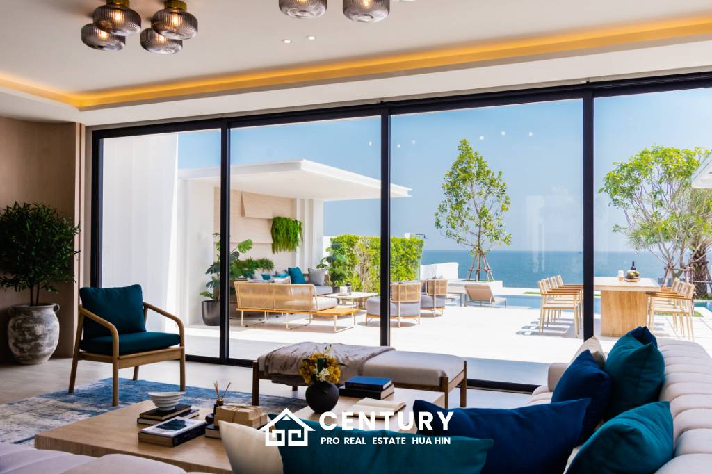 Luxury Beachfront Villa in Bang Kao Cha-Am