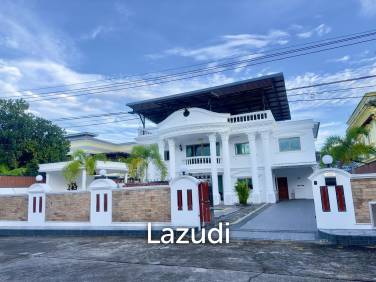 Spacious 4-Bedroom House For Rent Near Ao Makham