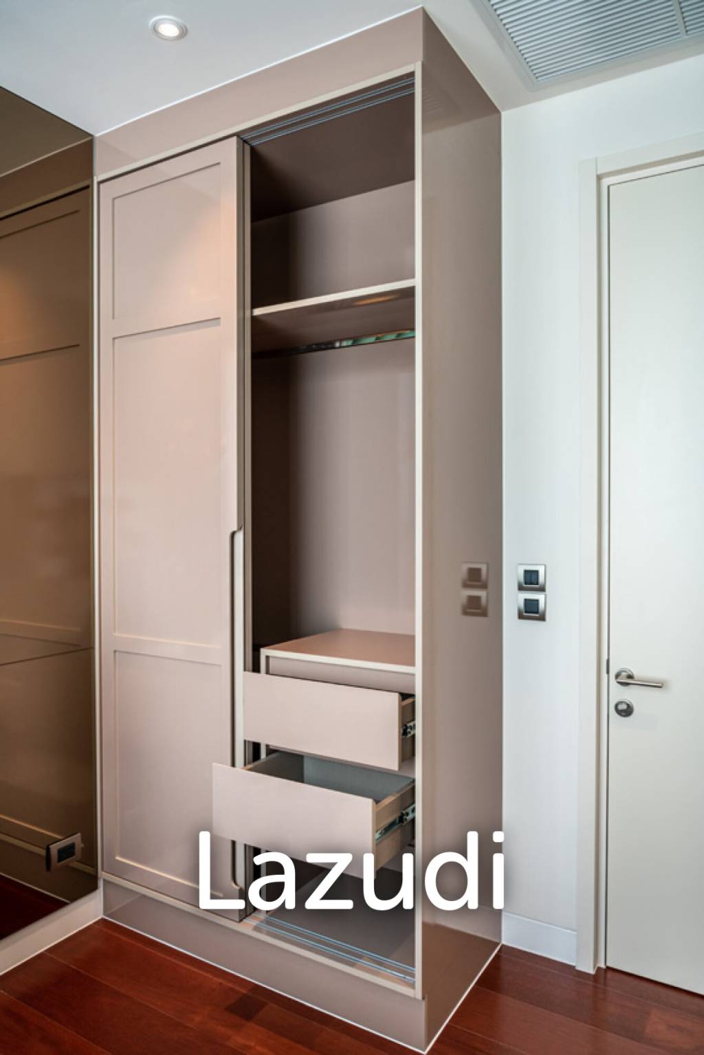 2 Bedroom 2 Bathroom 82 SQ.M KHUN by YOO