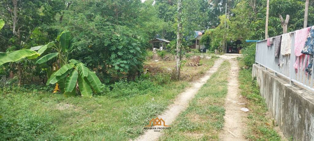 536 sqm of Scenic Freehold Land in Mae Nam