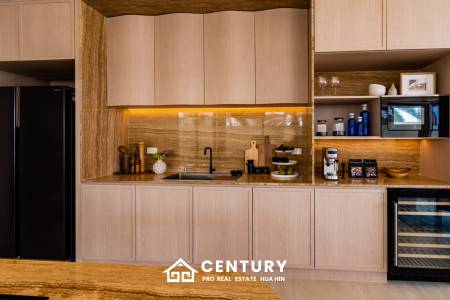 Luxurious Oceanfront Villa in Kehadfa Grand Cha-Am