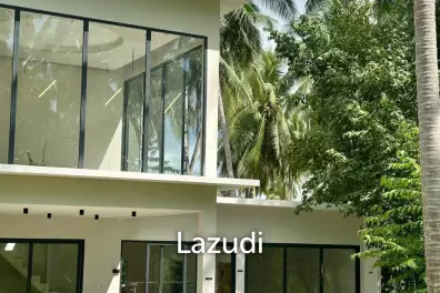 Exquisite 2-Bedroom Luxury Villa with Tropical Garden and Modern Amenities in Prime Location