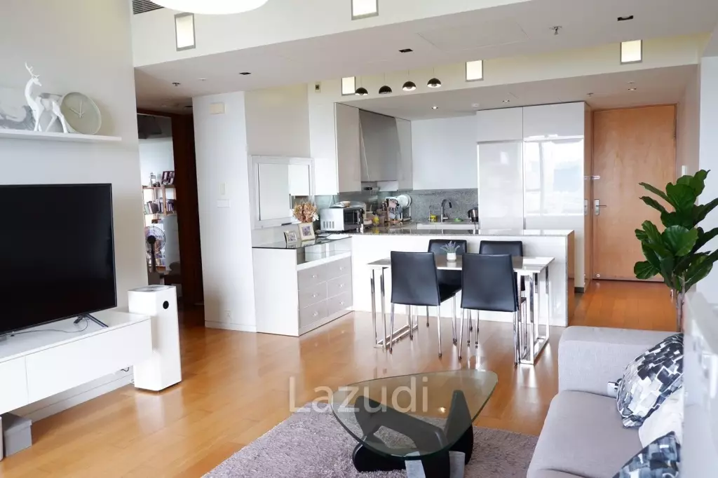 2 Bed 2 Bath 94 SQ.M The Met Condominium