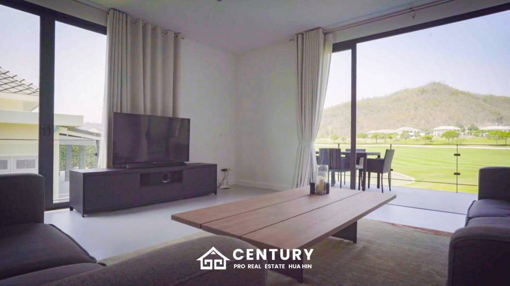 3 Bed 3 Bath 220.1 SQ.M Black Mountain Golf Course