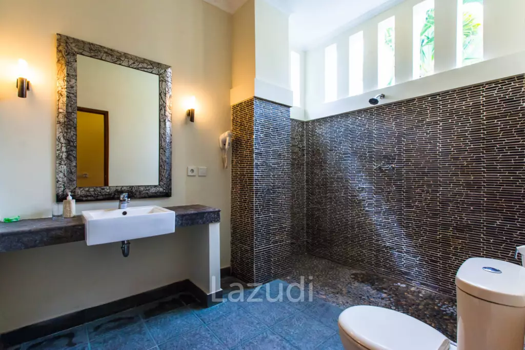 3 Star Hotel with Pool, Restaurant, Spa, and Yoga Space – 3 Minutes from Echo Beach, Canggu