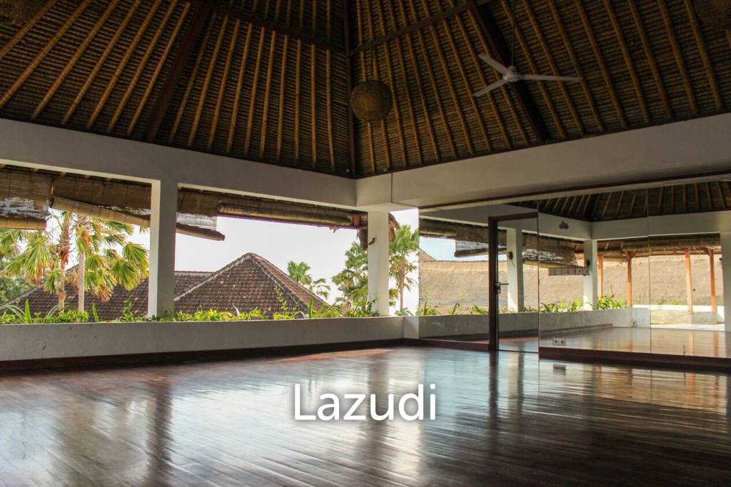 3 Star Hotel with Pool, Restaurant, Spa, and Yoga Space – 3 Minutes from Echo Beach, Canggu