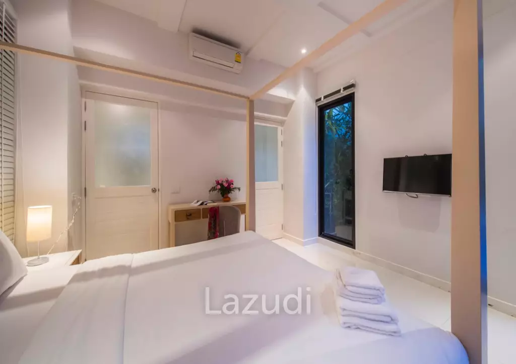 Modern Villa in Choeng Thale Phuket