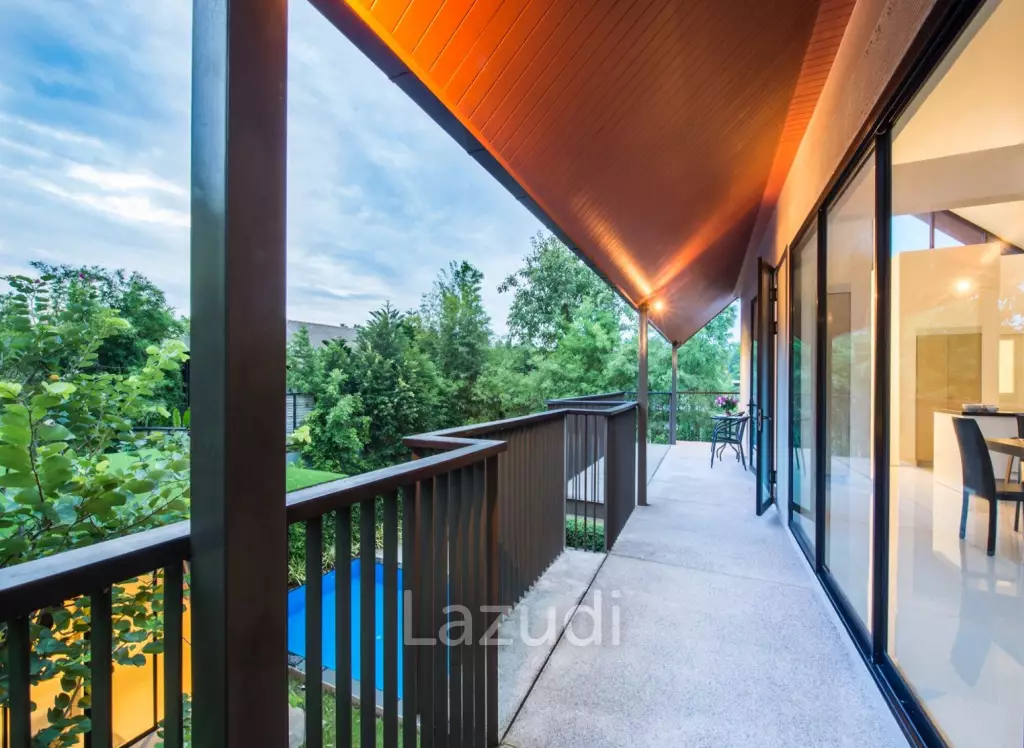 Modern Villa in Choeng Thale Phuket
