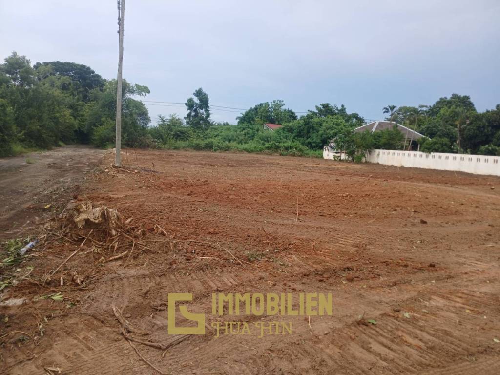 1,320 Sqm Land in Pak Nam Pran For Sale