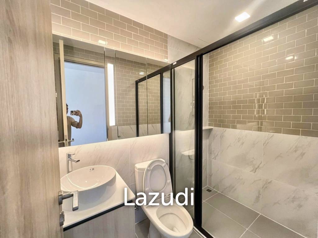 1 Bedroom 1 Bathroom 34 SQ.M XT Phayathai