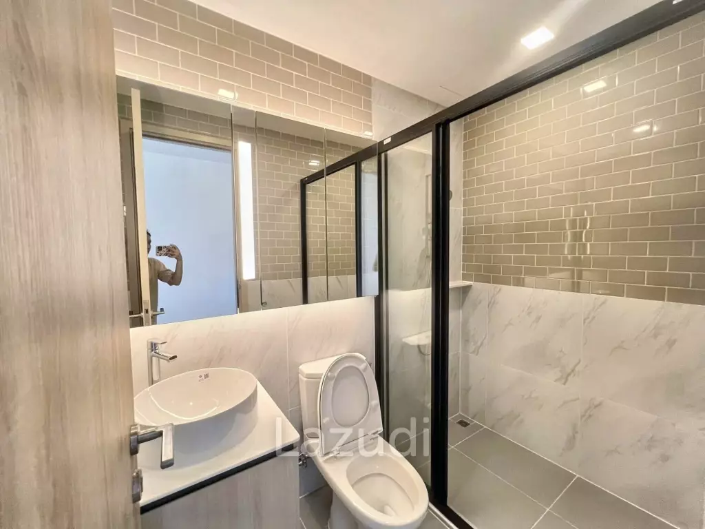 1 Bedroom 1 Bathroom 34 SQ.M XT Phayathai