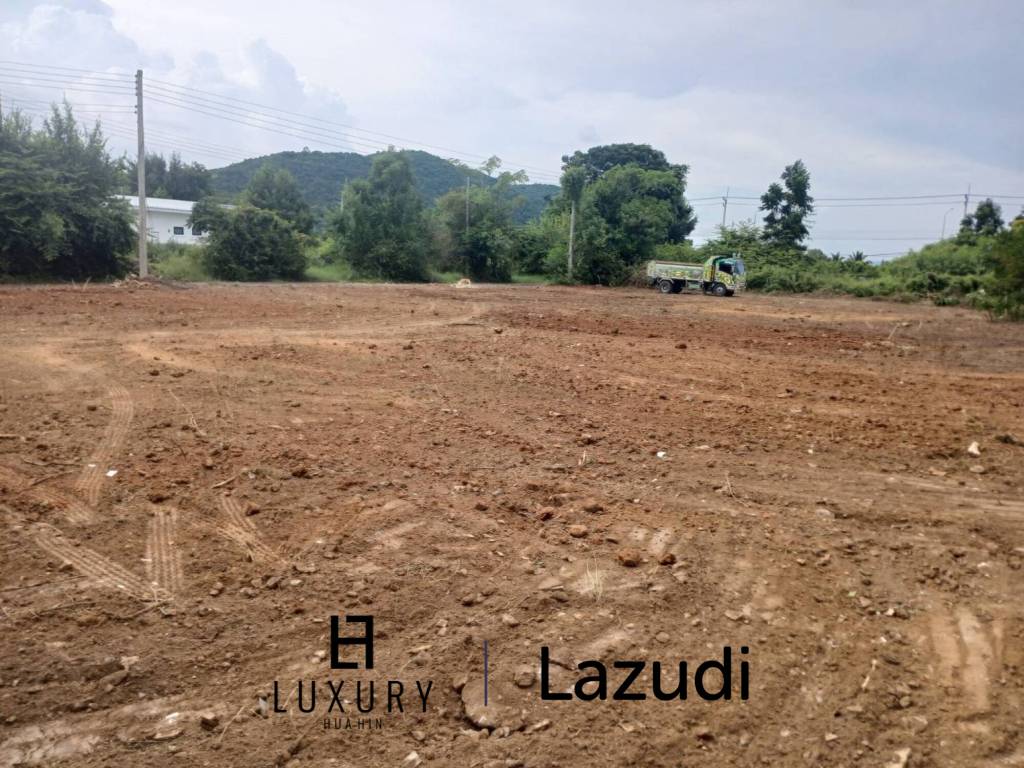 1,320 Sqm Land in Pak Nam Pran For Sale