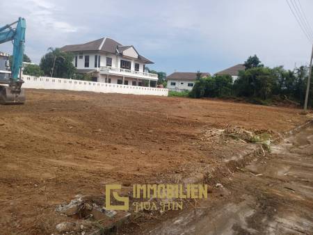 1,320 Sqm Land in Pak Nam Pran For Sale