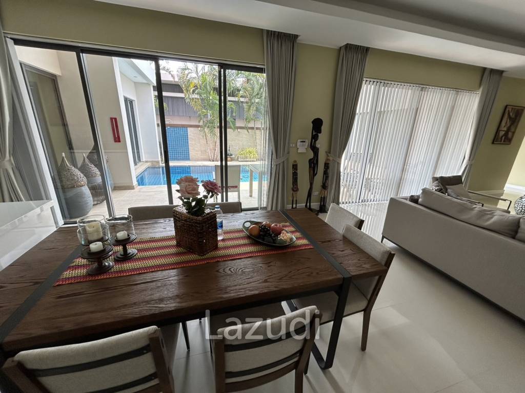 3 Beds 4 Baths 200 SQ.M. Palm Lakeside Villas