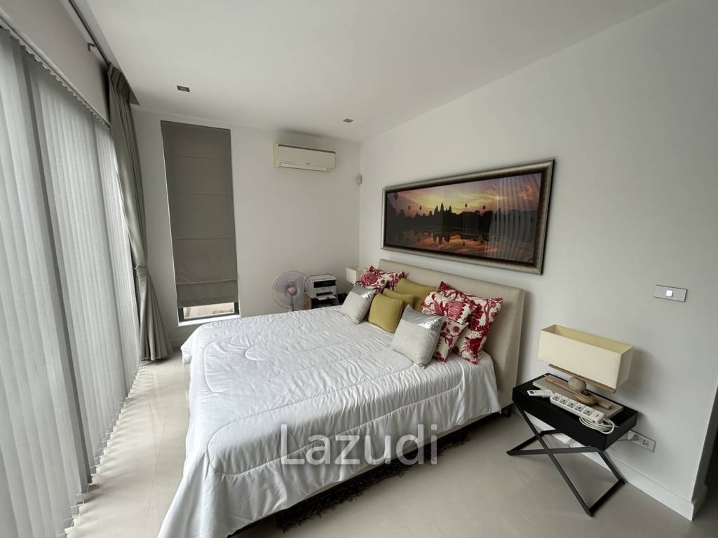 3 Beds 4 Baths 200 SQ.M. Palm Lakeside Villas