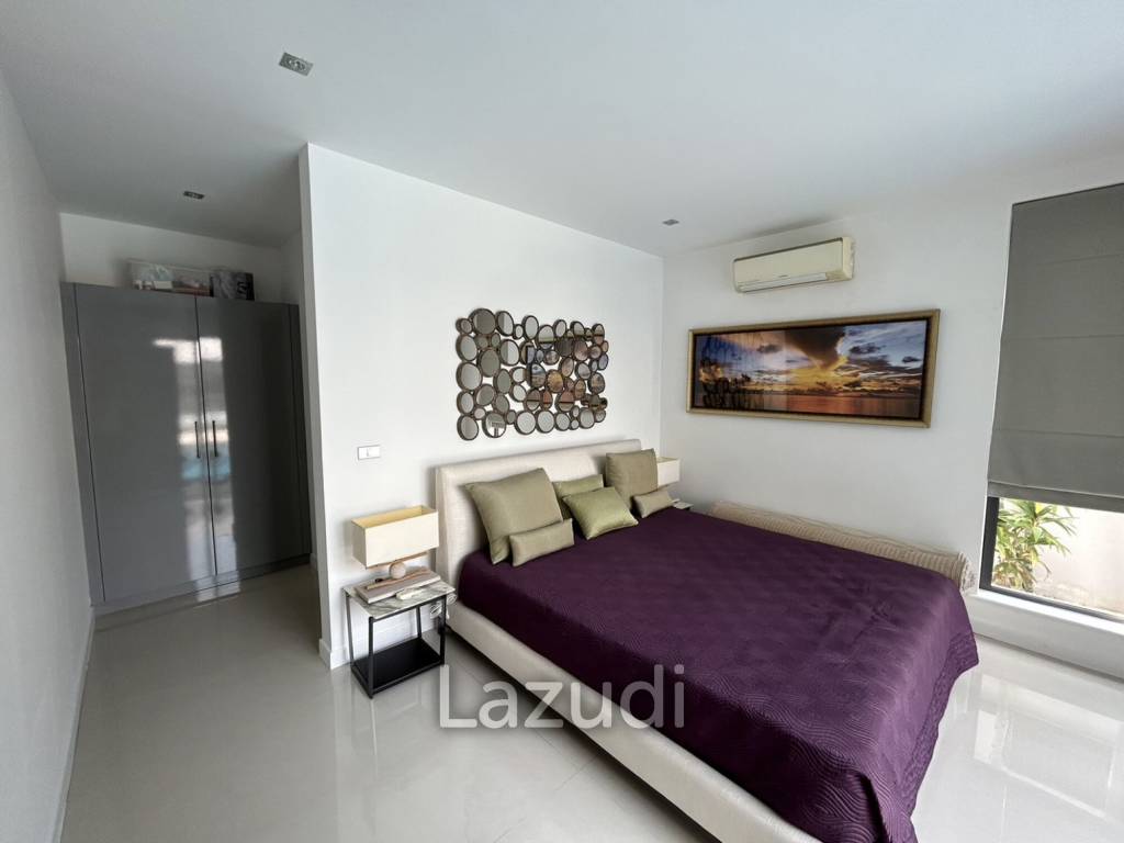 3 Beds 4 Baths 200 SQ.M. Palm Lakeside Villas