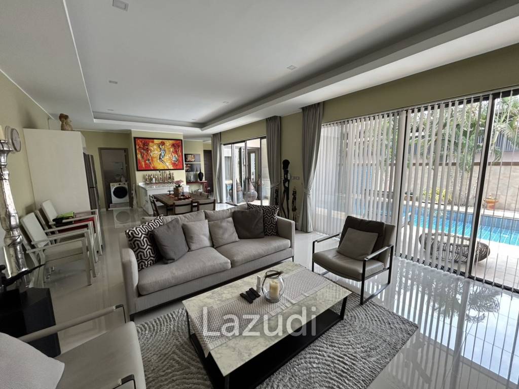 3 Beds 4 Baths 200 SQ.M. Palm Lakeside Villas