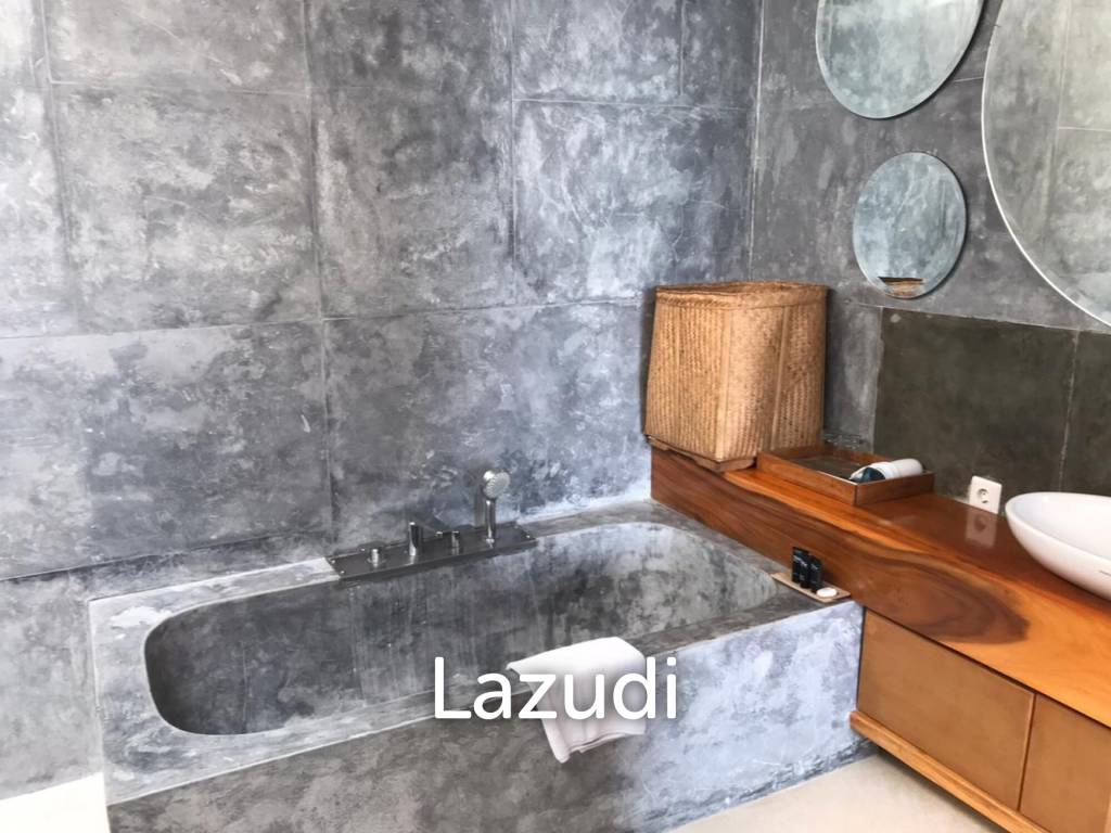 Stunning Freehold Ocean view one bedroom villa in the Heart of Pecatu, Bukit