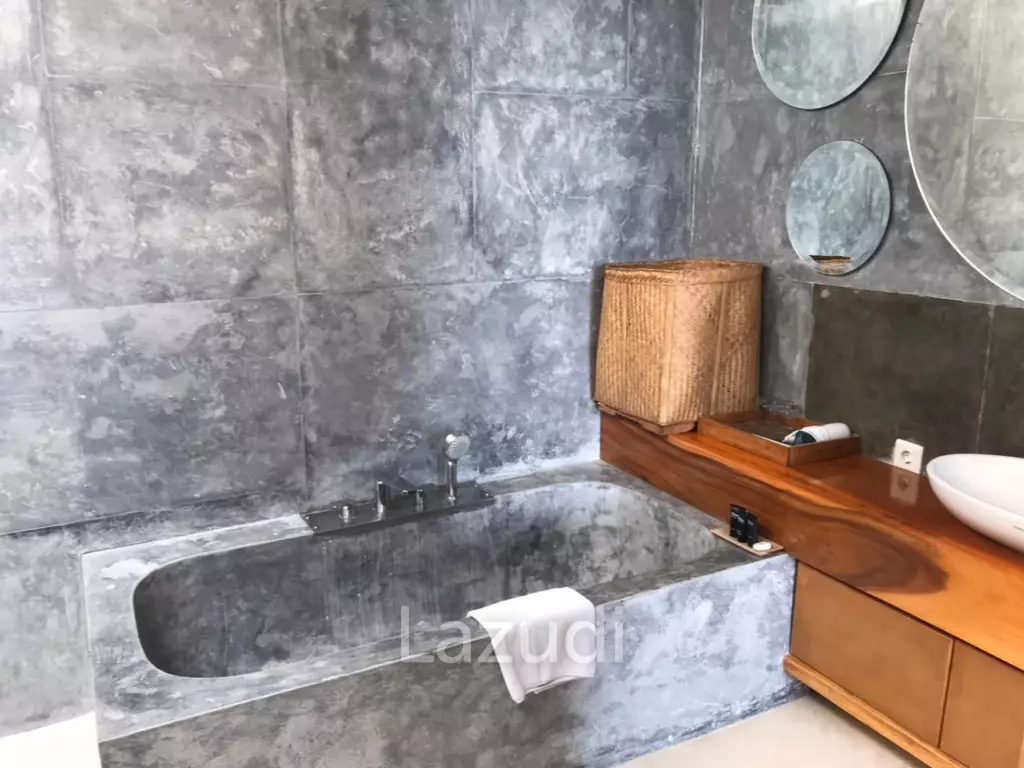 Stunning Freehold Ocean view one bedroom villa in the Heart of Pecatu, Bukit