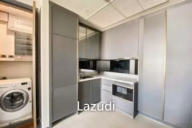 1 Bedroom 1 Bathroom 52 SQ.M. The Monument Sanampao