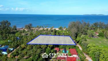 Land for Sale near the Beach at Bangsaphan Noi