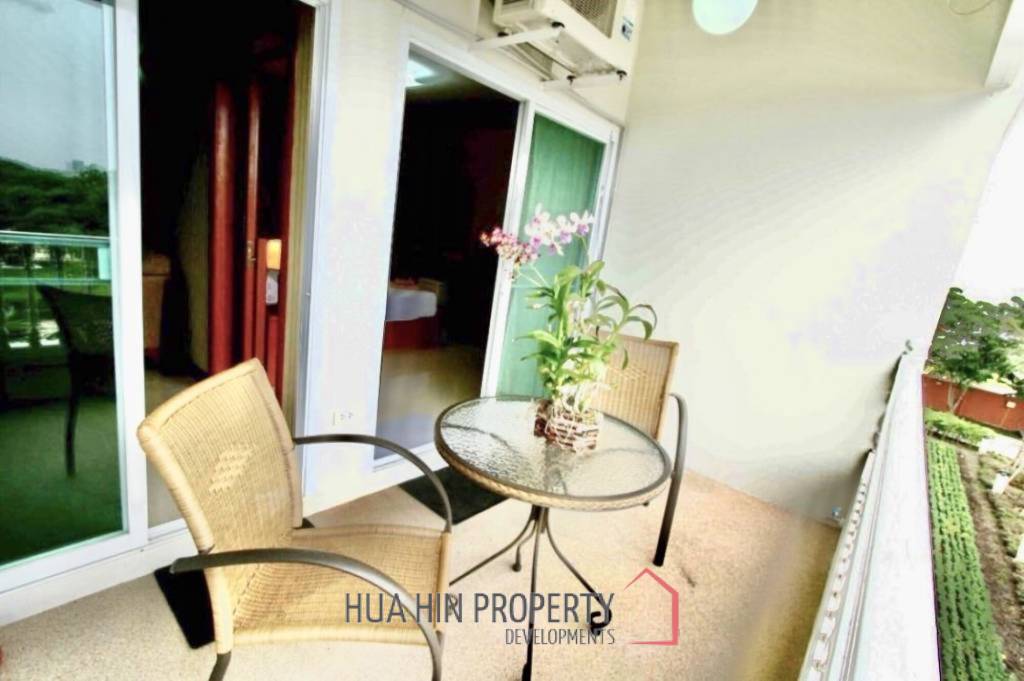 1 Bed 1 Bath Condo 53 SQM For Sale at Hua Hin Condotel and Resort Taweeporn