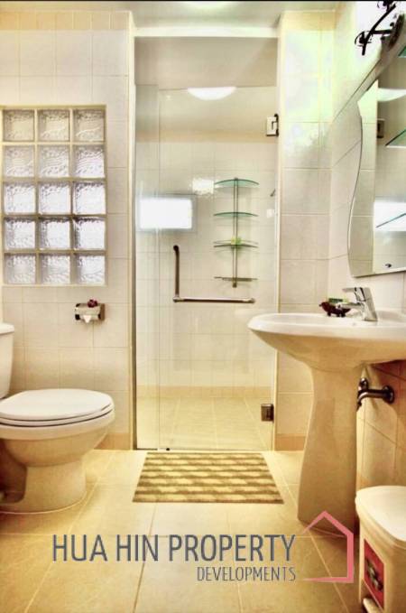 1 Bed 1 Bath Condo 53 SQM For Sale at Hua Hin Condotel and Resort Taweeporn