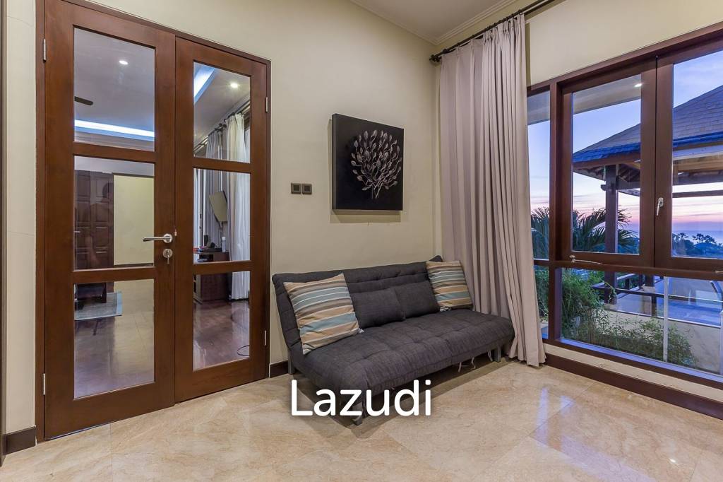 Exclusive 4-Bedroom Villa with Stunning Ocean View in Jimbaran