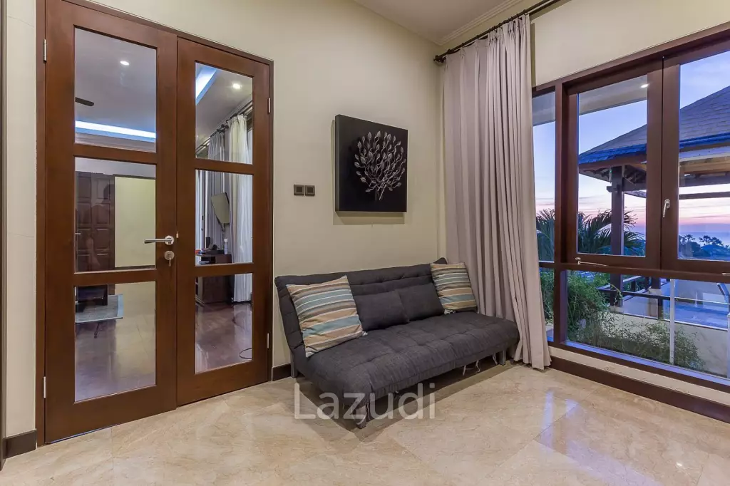 Exclusive 4-Bedroom Villa with Stunning Ocean View in Jimbaran