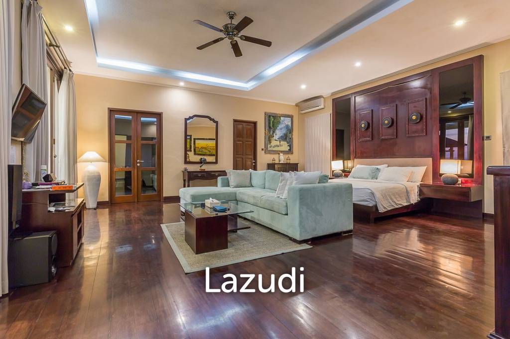 Exclusive 4-Bedroom Villa with Stunning Ocean View in Jimbaran