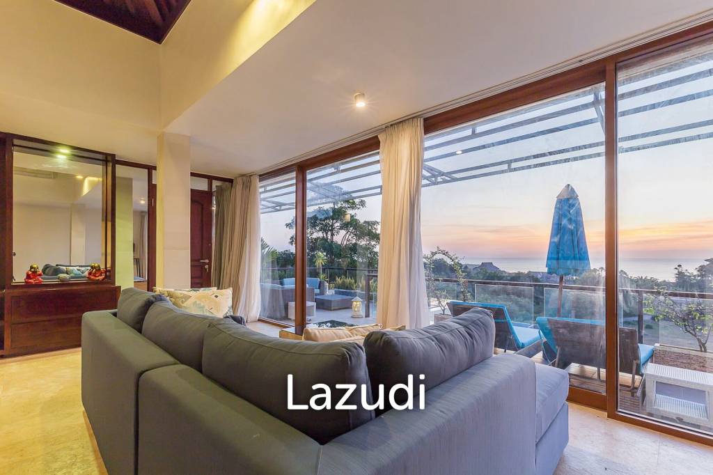 Exclusive 4-Bedroom Villa with Stunning Ocean View in Jimbaran