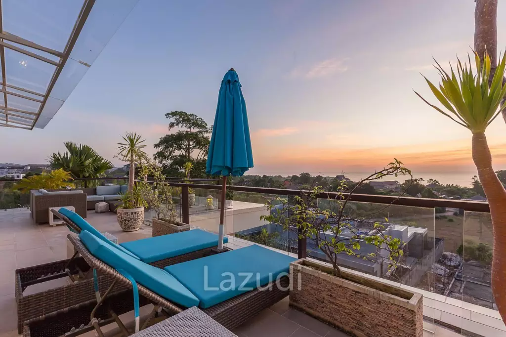 Exclusive 4-Bedroom Villa with Stunning Ocean View in Jimbaran