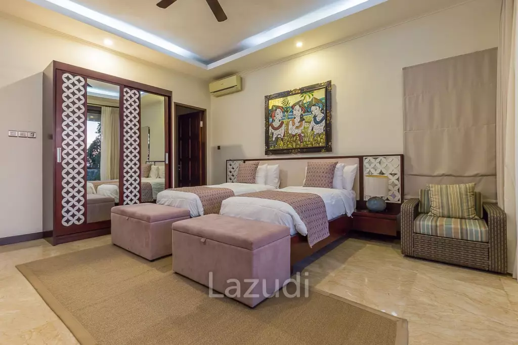 Exclusive 4-Bedroom Villa with Stunning Ocean View in Jimbaran