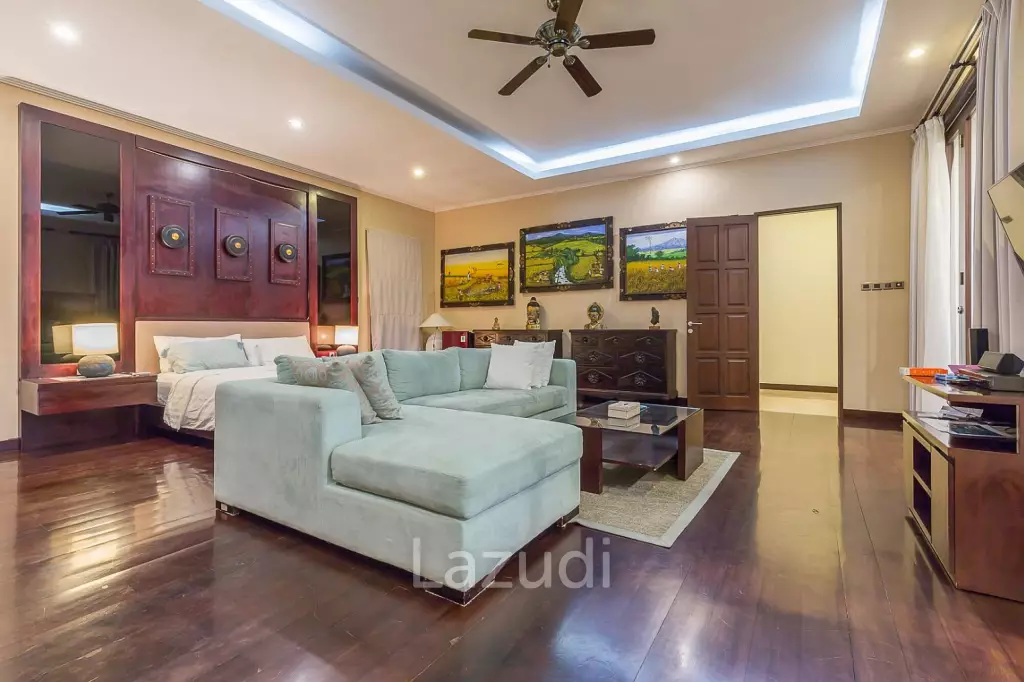 Exclusive 4-Bedroom Villa with Stunning Ocean View in Jimbaran