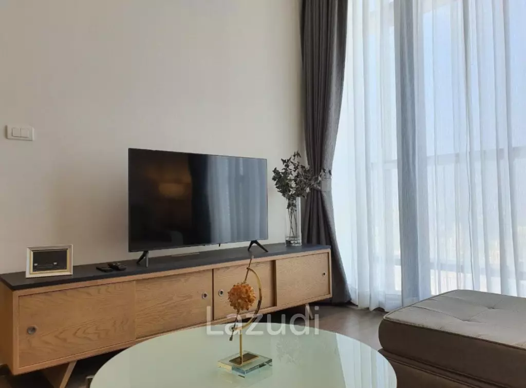 1 Bed 1 Bath 40 SQ.M Park Origin Phromphong