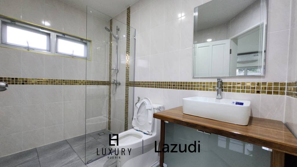 600 metro cuadrado 4 ` 4 Baño Villa de Venta