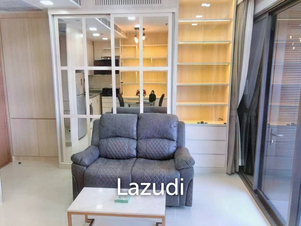 1 Bed 1 Bath 44 SQ.M. M Phayathai Condo