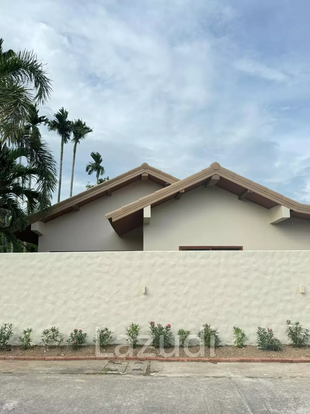 Newly Renovate 4-Bedroom For Rent In Chalong