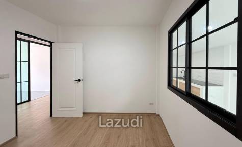 Renovated 2-Bedroom Townhouse For Sale In Kathu
