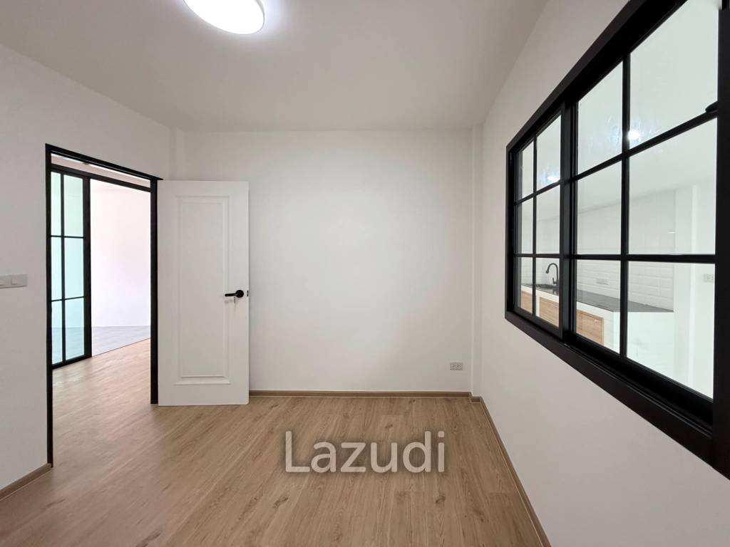 Renovated 2-Bedroom Townhouse For Sale In Kathu
